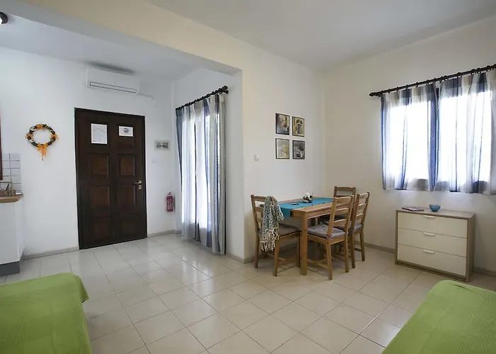 Neria Summer Chaniotis