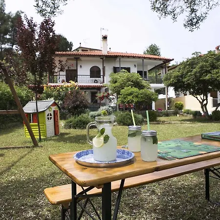 Neria Summer Ханиоти