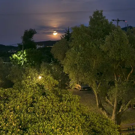 Neria Summer Апартаменты Ханиоти