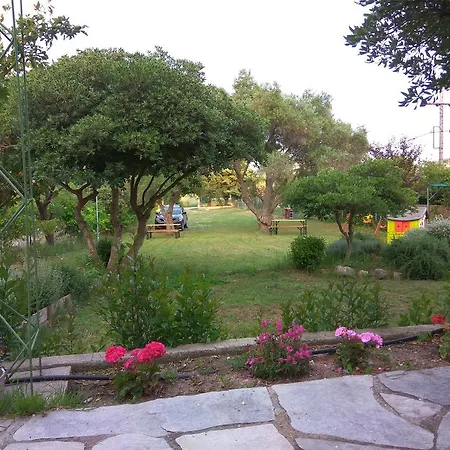 Апартаменты Neria Summer *